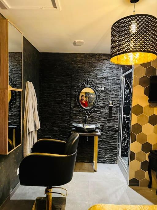 13 Nuances De Grey Jacuzzi Βίλα Μασσαλία Εξωτερικό φωτογραφία